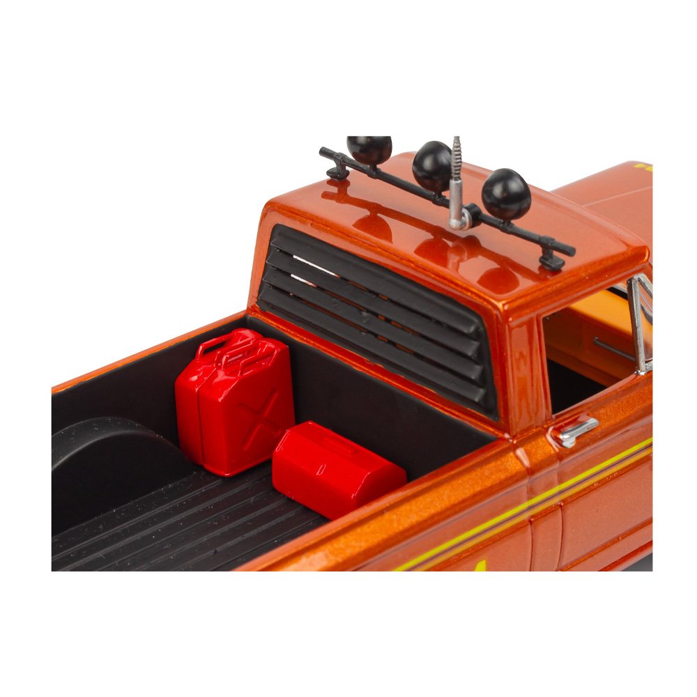 REVELL JEEP J-10 PICKUP WITH CAMPER TOP, 1:24 Scale Model Kit