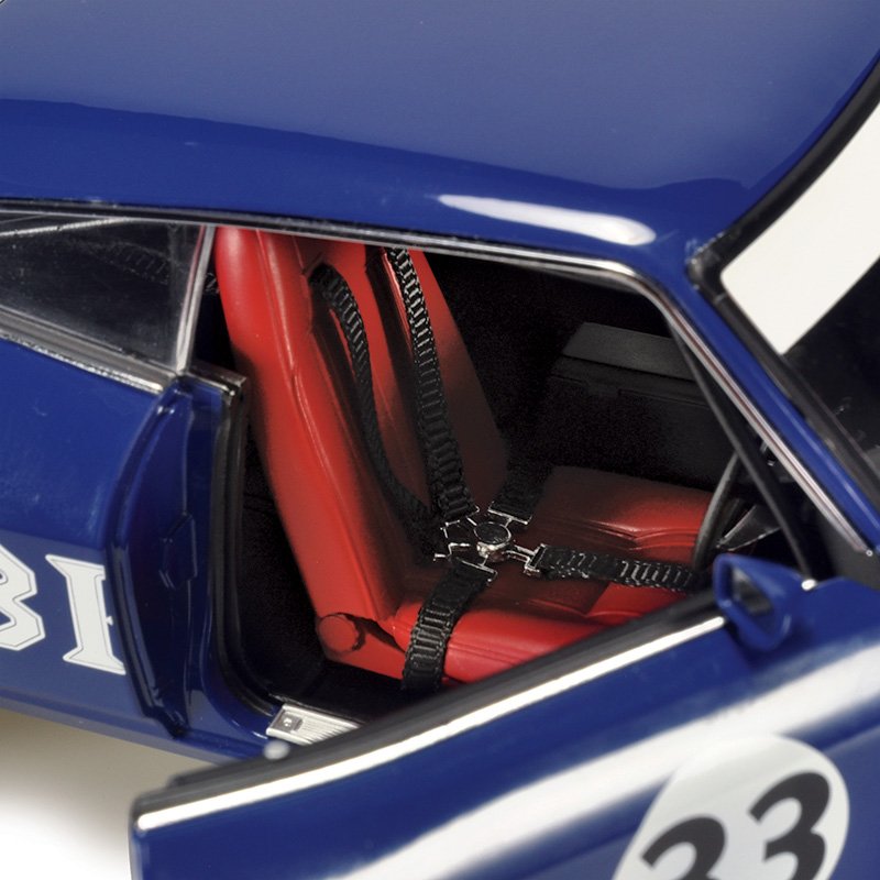 Classic Carlectables Ford XB Falcon GT, BRUT #33 Allan Moffat 1974 Sandown Winner, 1:18 Scale Diecast Model Car
