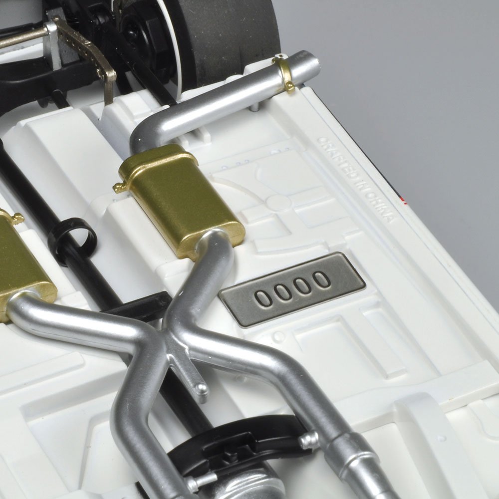 Classic Carlectables Holden VP Commodore 1992 Bathurst, 1:18 Scale Diecast Model Car