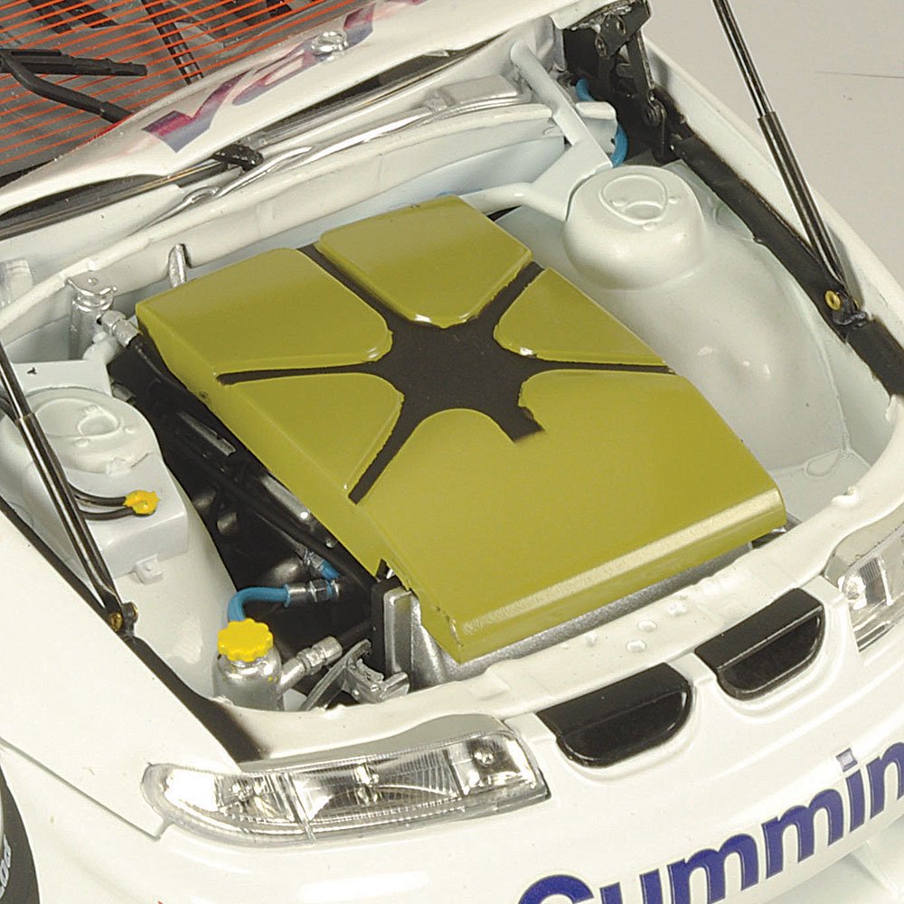 Classic Carlectables Holden VS Commodore, 1999 Calder Park Raceway Race 3 Winner, 1:18 Scale Diecast Model Car