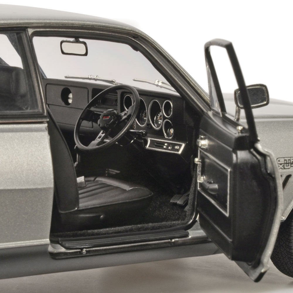 Classic Carlectables Holden LJ Torana GTR XU-1 Baroda Silver, 1:18 Scale Diecast Model Car