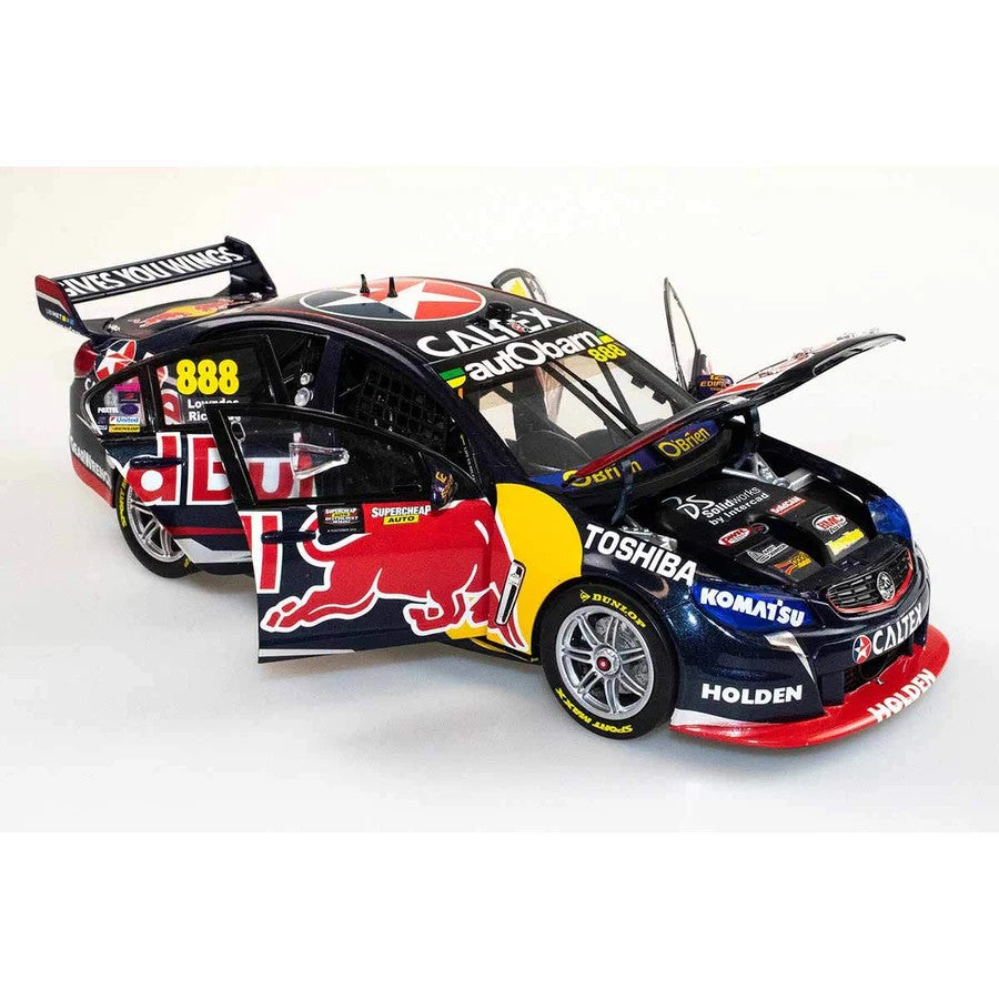 Biante HOLDEN VF COMMODORE V8 - RED BULL RACING AUSTRALIA - LOWNDES/RICHARDS #888 - 2015 BATHURST 1000 WINNER - 1:18 Scale Diecast Model Car