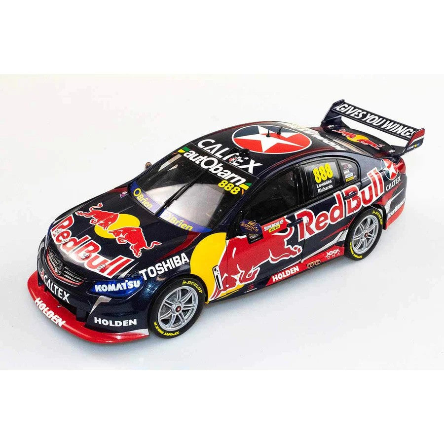Biante HOLDEN VF COMMODORE V8 - RED BULL RACING AUSTRALIA - LOWNDES/RICHARDS #888 - 2015 BATHURST 1000 WINNER - 1:64 Scale Diecast Model Car