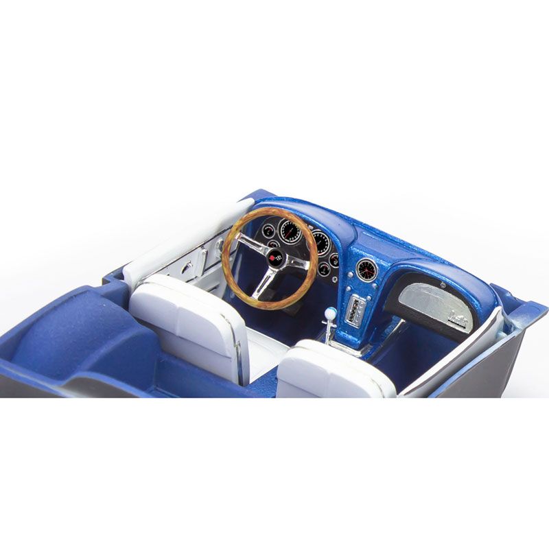 REVELL 1967 CORVETTE COUP, 1:25 Scale Model Kit