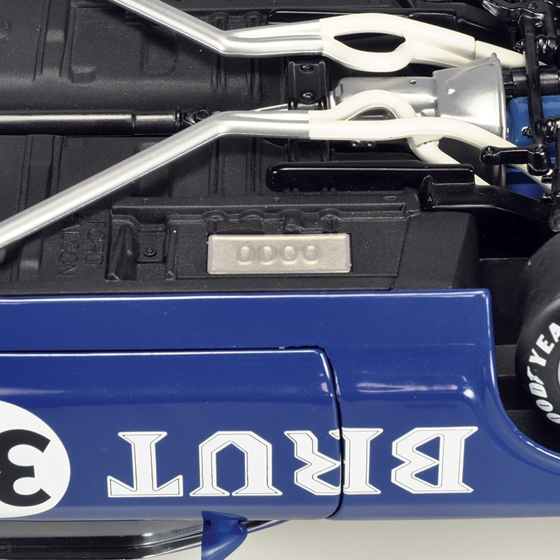 Classic Carlectables Ford XB Falcon GT, BRUT #33 Allan Moffat 1974 Sandown Winner, 1:18 Scale Diecast Model Car