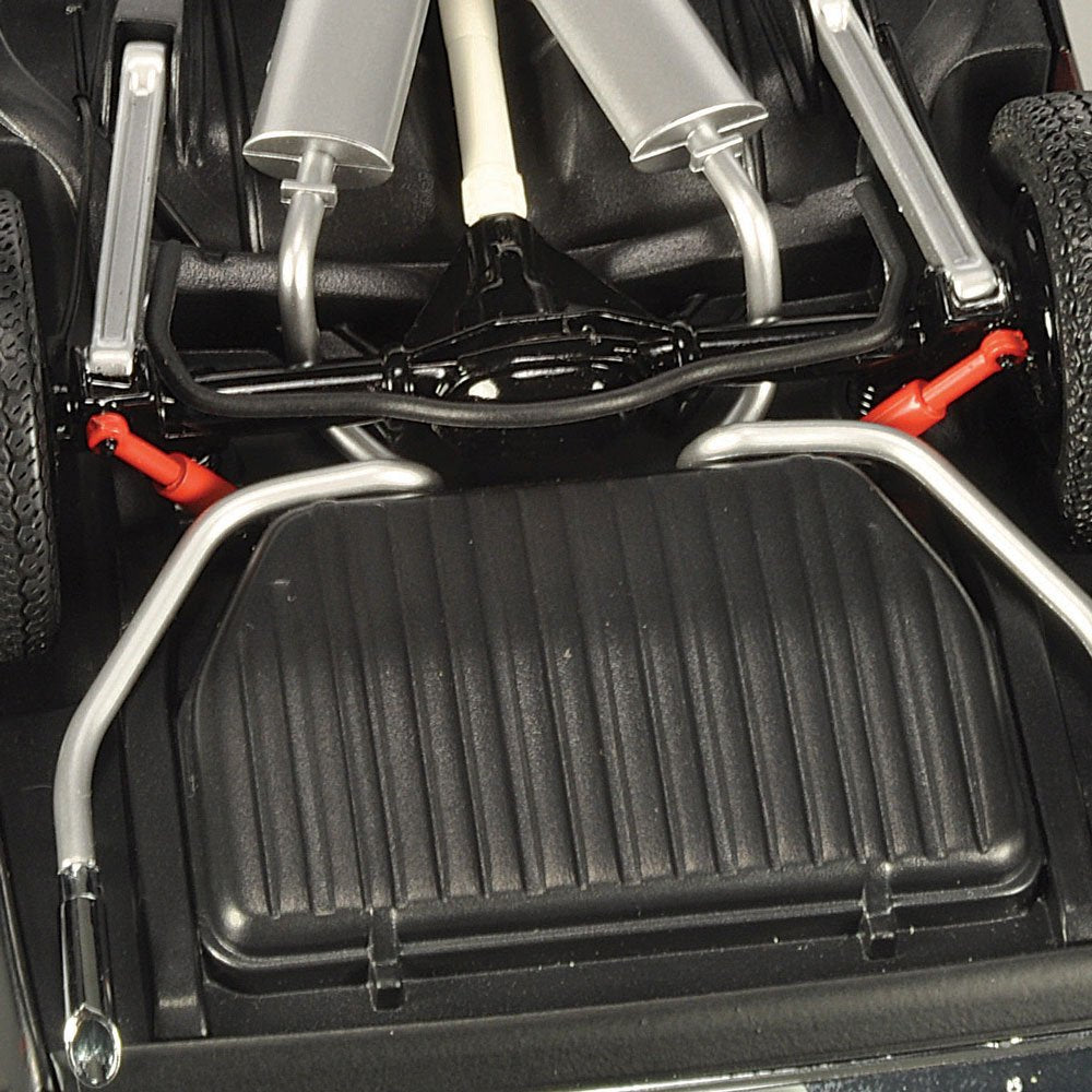 Classic Carlectables Holden HJ Monaro GTS Sedan Claret Metallic, 1:18 Scale Diecast Model Car