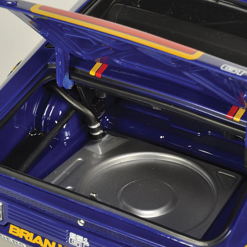 Classic Carlectables Ford XB Falcon GT 1976 Bathurst, 1:18 Scale Diecast Model Car