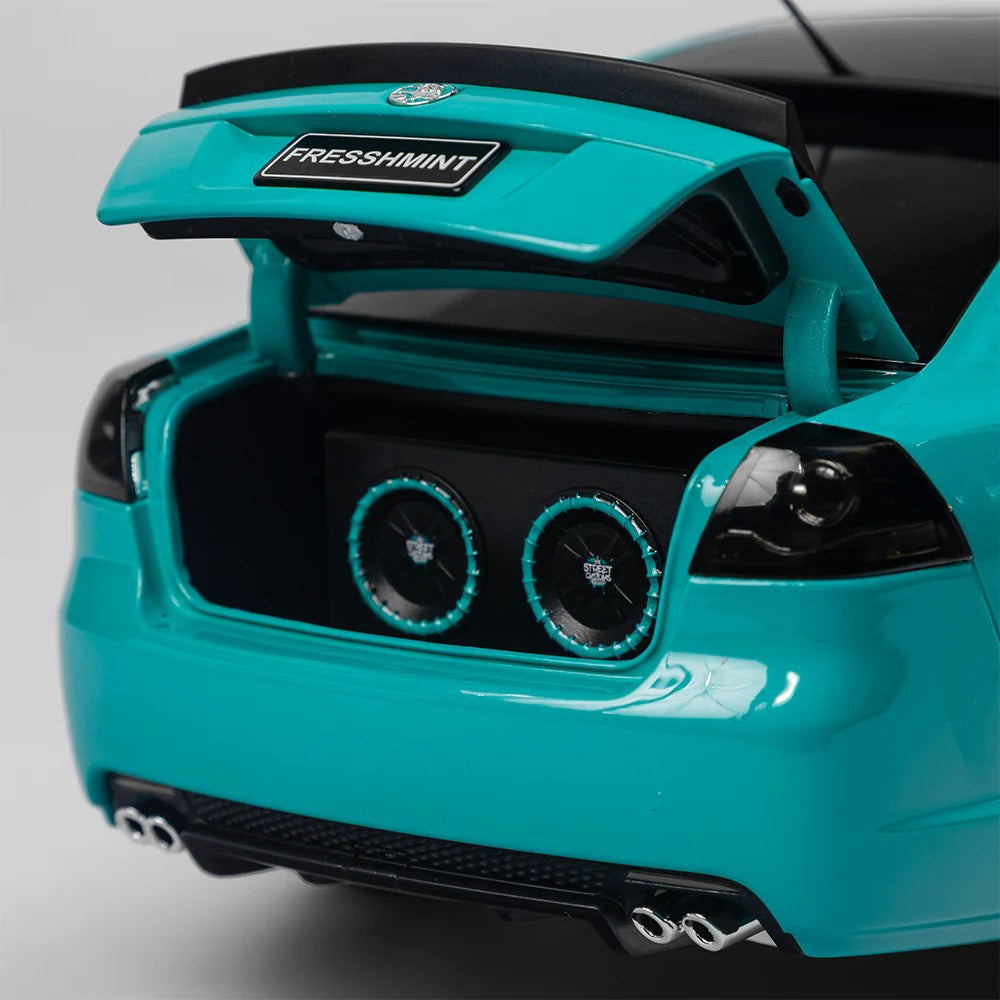 Authentic Collectables, Holden VE Commodore SS V - 'Fresshmint' Street Custom, 1:18 Scale Diecast Car