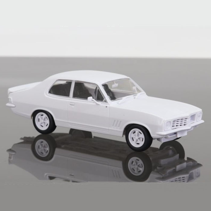 Holden LJ Torana GTR XU1, 1:24 Scale Plastic Model Kit