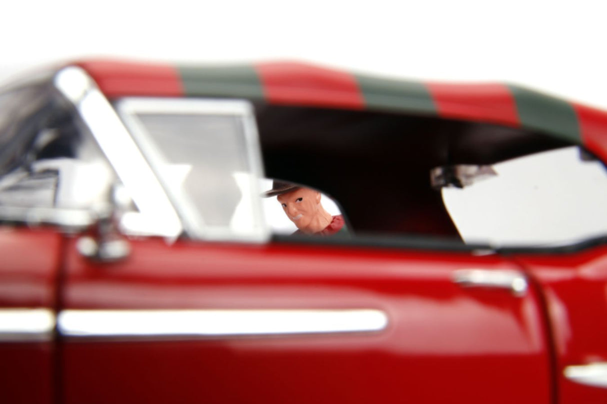 A Nightmare on Elm St - 1958 Cadillac Series 62, 1:24 Scale Diecast with Figure Hollywood Ride