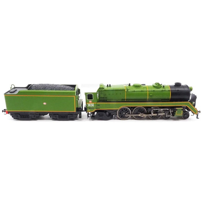 Australian Railway Models C38 Class #3830, 4-6-2 'PACIFIC' EXPRESS PASSENGER LOCOMOTIVE "Sprit of Progress"