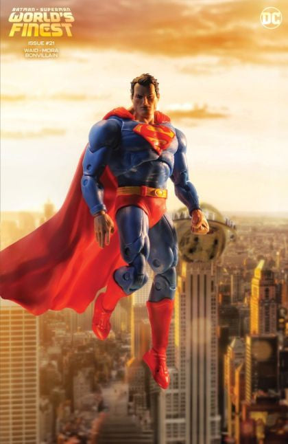 Batman Superman: World's Finest, Vol. 2 #21 McFarlane Toys Action Figure Variant Comic